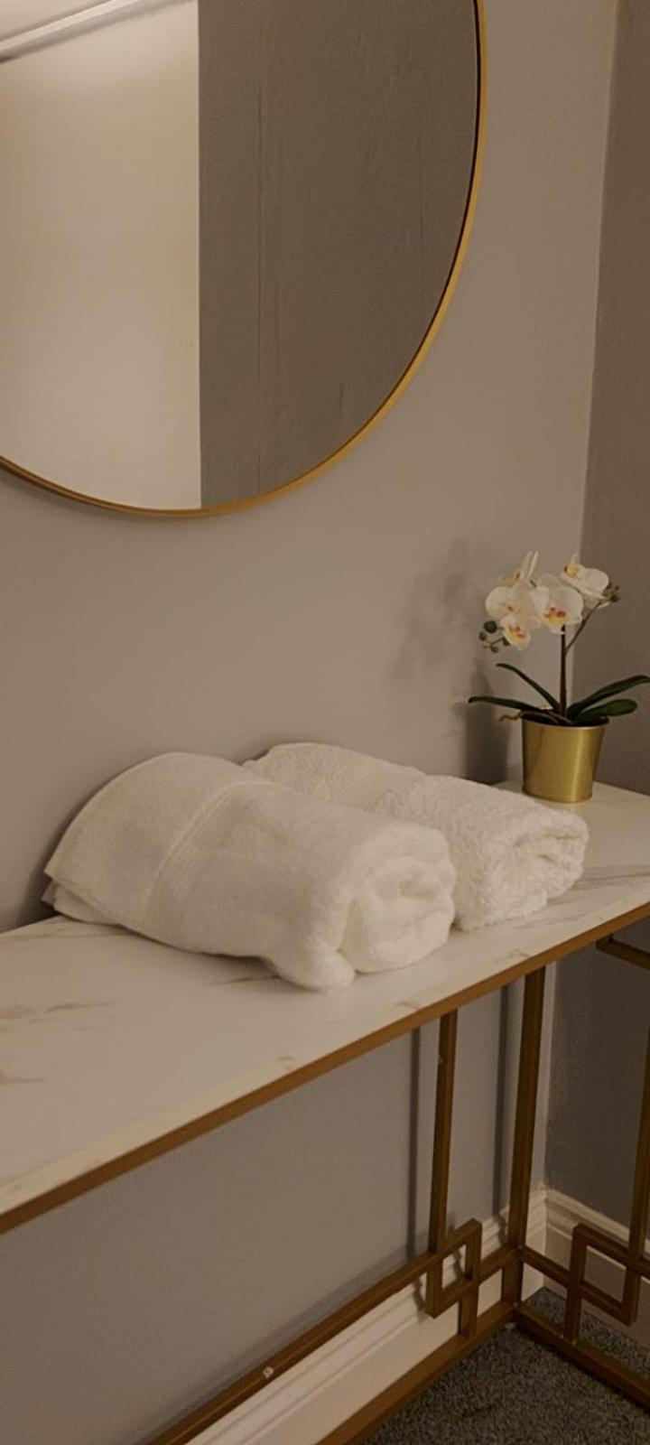 Beautiful Bright Three Bedroom House In Brighton And Hove With Free Parking מראה חיצוני תמונה