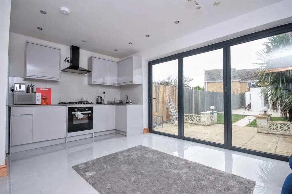 Beautiful Bright Three Bedroom House In Brighton And Hove With Free Parking מראה חיצוני תמונה