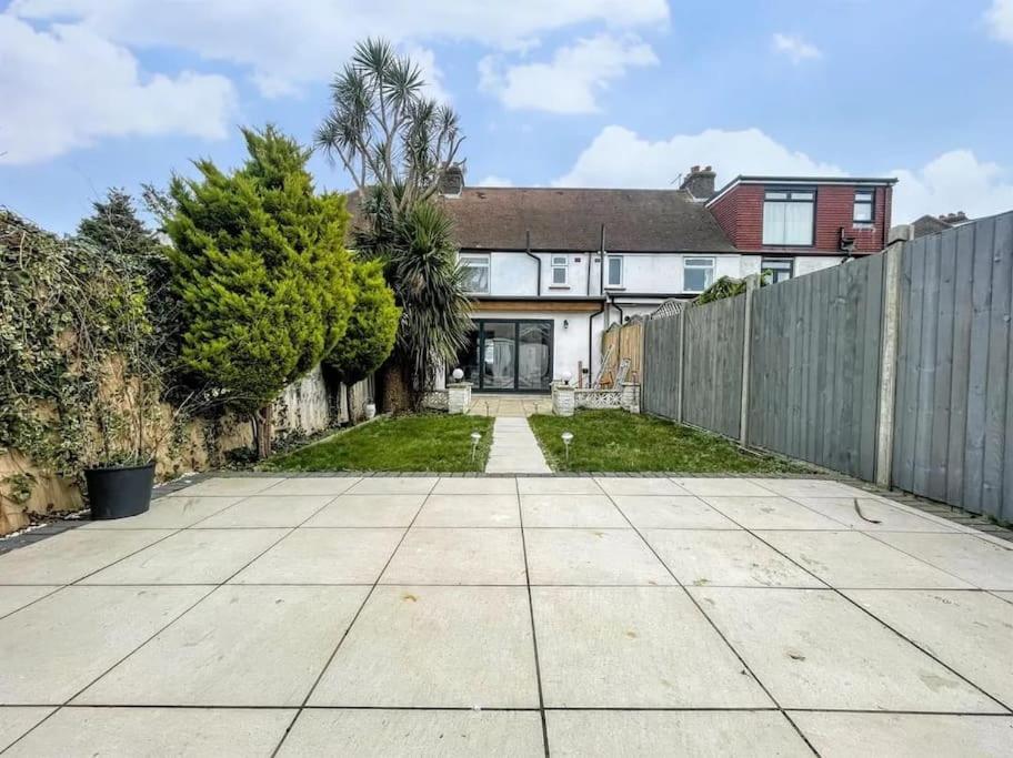 Beautiful Bright Three Bedroom House In Brighton And Hove With Free Parking מראה חיצוני תמונה